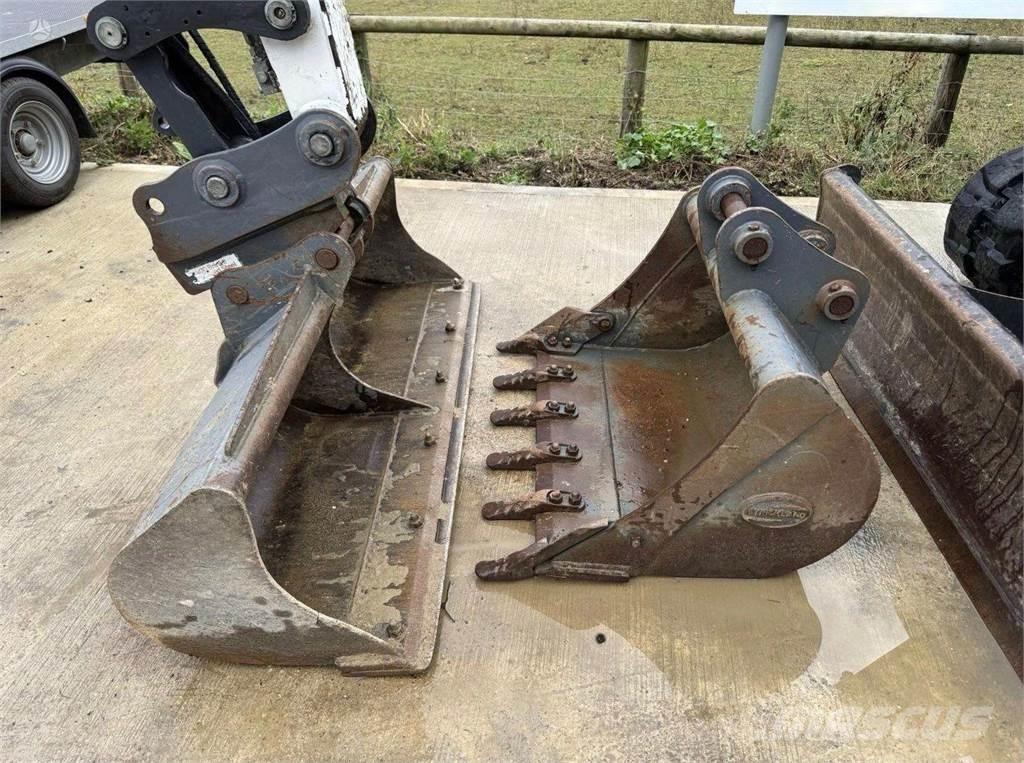 Bobcat E55 Excavatoare pe șenile

