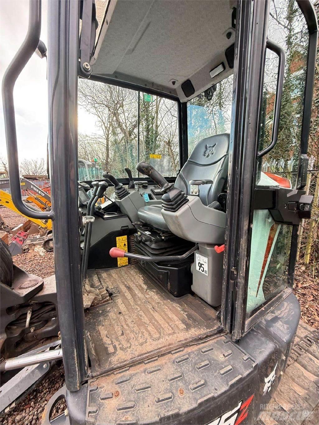 Bobcat E55z Excavatoare pe șenile
