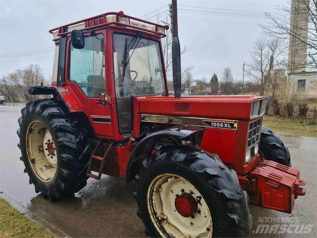 Case IH 1056 XL Tractoare