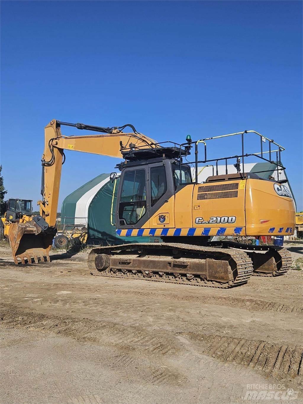 CASE LC210-D Excavatoare pe șenile
