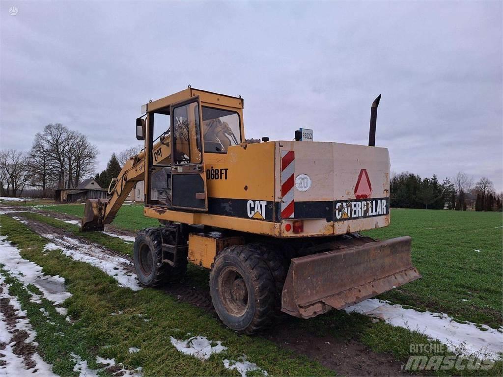 CAT 206 B FT Excavatoare pe șenile
