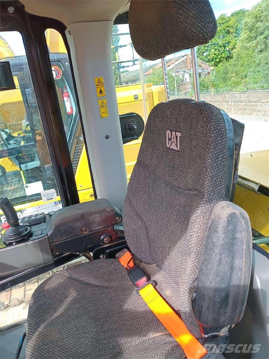 CAT CS 66 B Compactoare monocilindrice