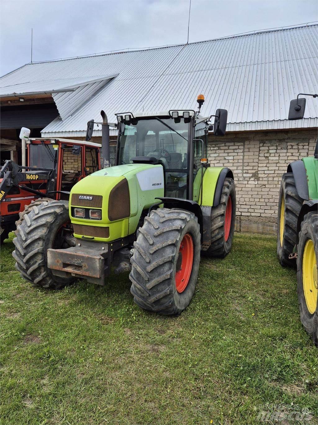 CLAAS ARES 696 RZ Tractoare