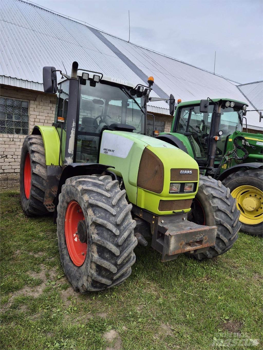 CLAAS ARES 696 RZ Tractoare