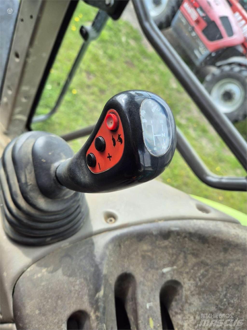 CLAAS ARES 696 RZ Tractoare