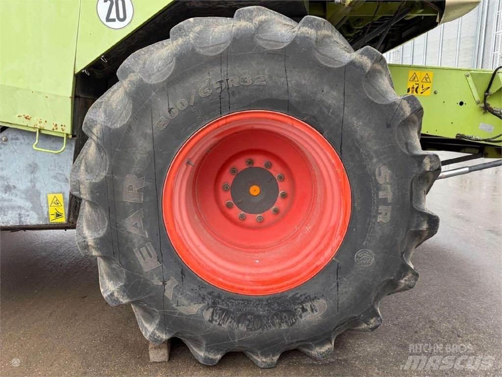 CLAAS LEXION 460 Combine de secerat