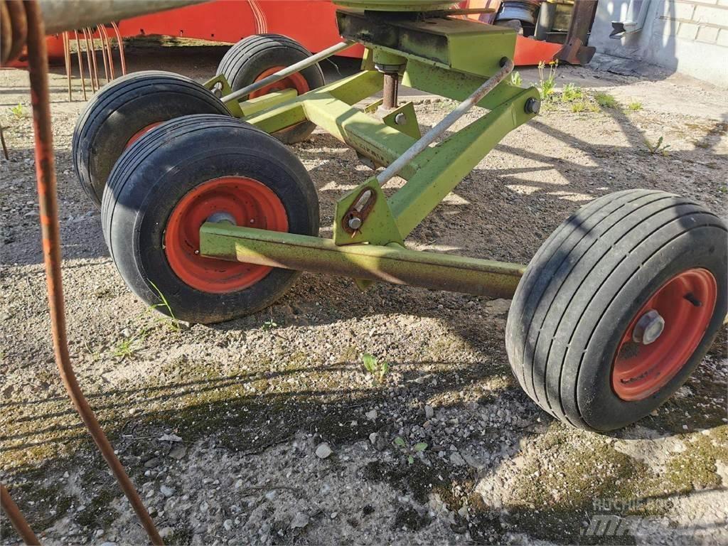CLAAS Liner 430s Greble