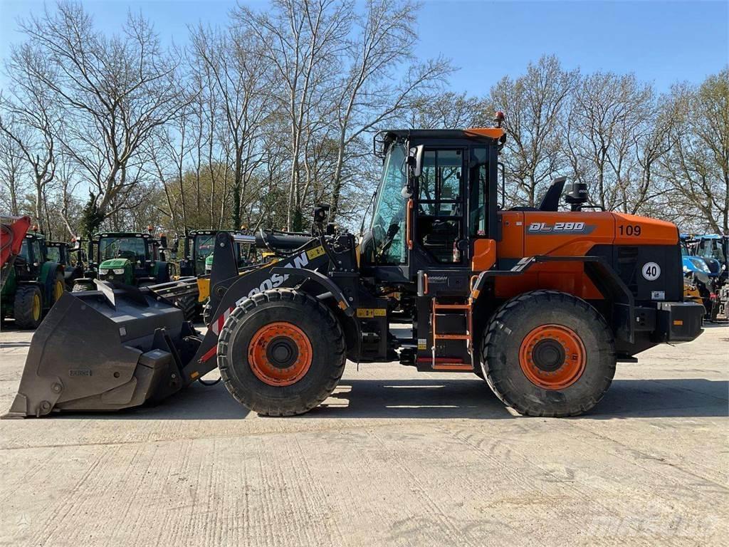 Doosan DL280 Incarcator pe pneuri