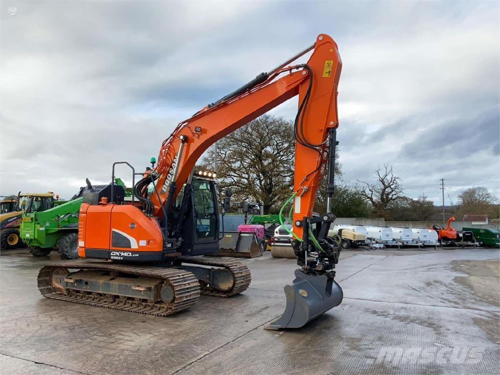 Doosan DX140 LCR Excavatoare pe șenile
