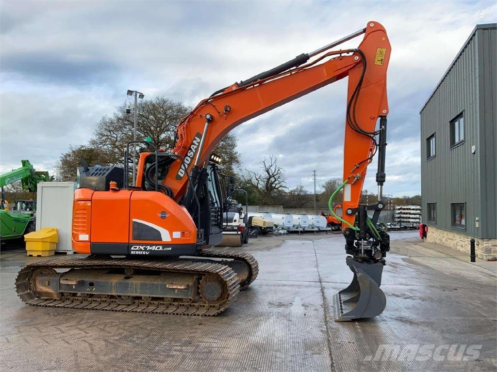 Doosan DX140 LCR Excavatoare pe șenile
