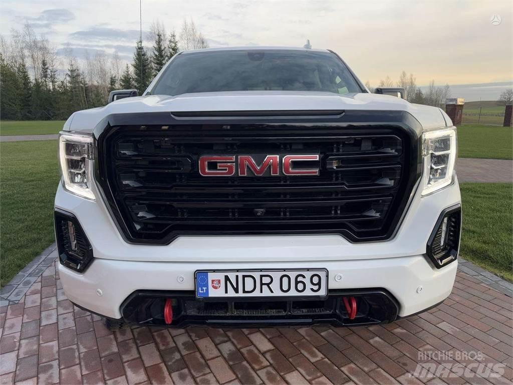 GMC  Masini