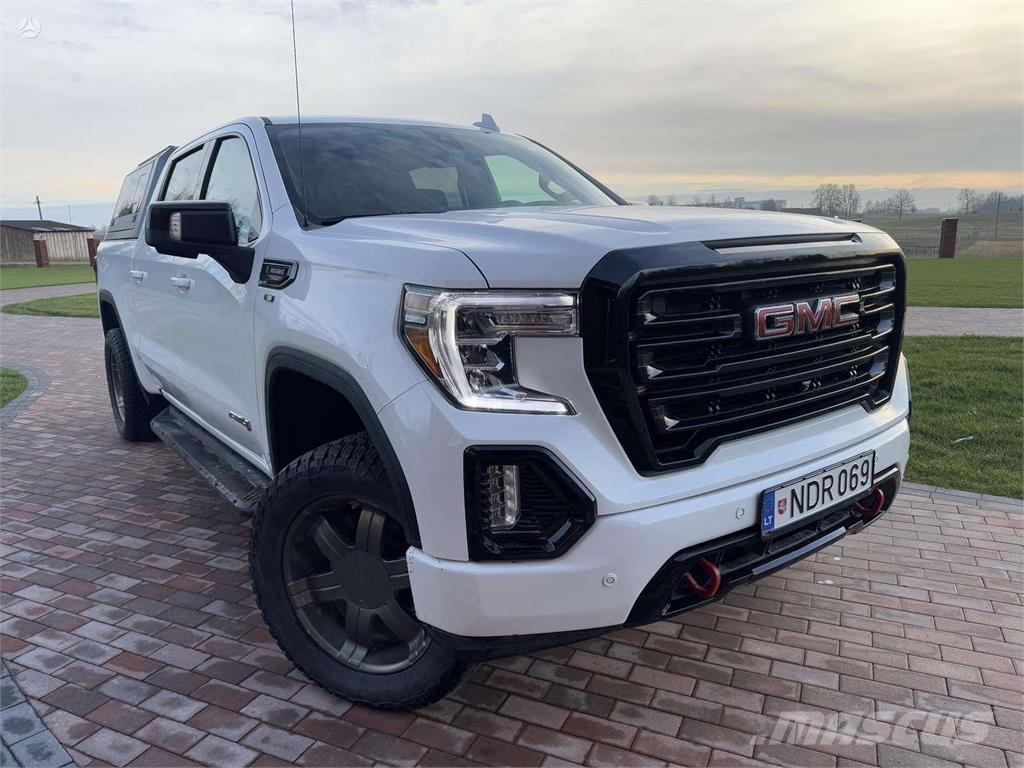 GMC  Masini