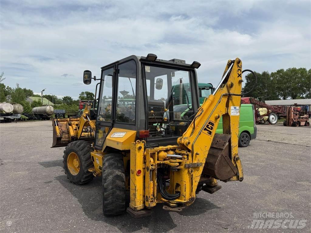 JCB 2CX Buldoexcavatoare