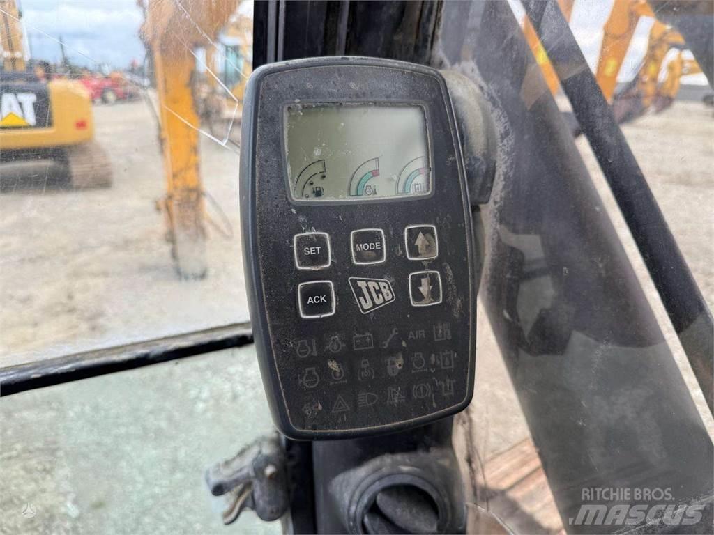 JCB JS 220 LC Excavatoare pe șenile
