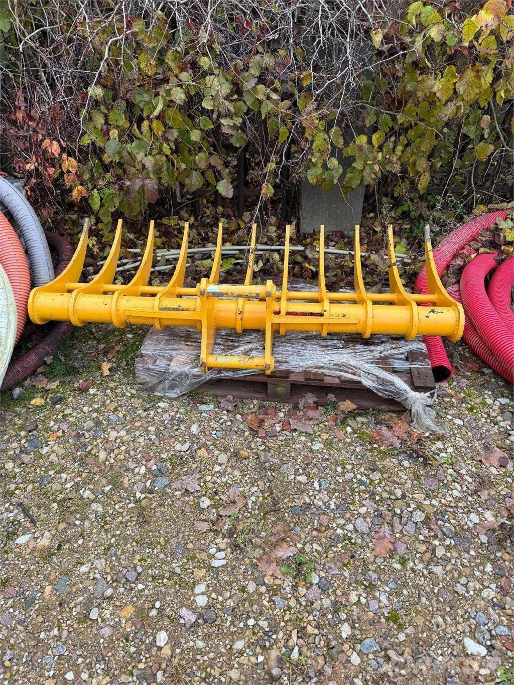 JCB JS145LR Excavatoare pe șenile
