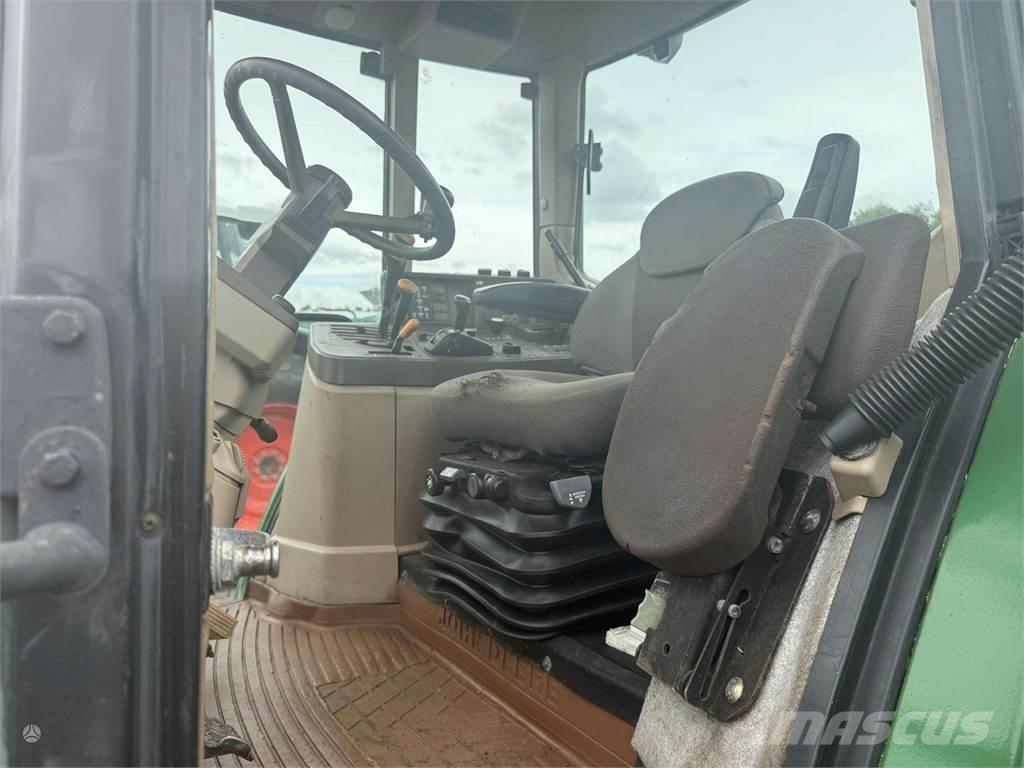 John Deere 6210 Tractoare