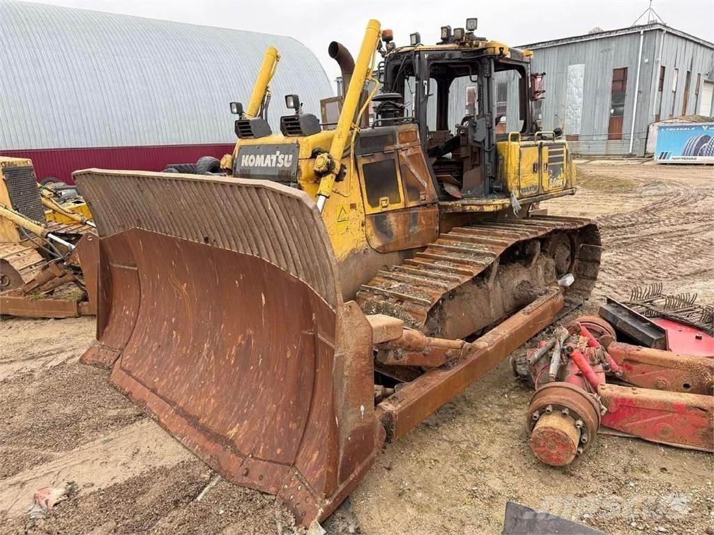 Komatsu D65WX-18 Buldozere pe senile