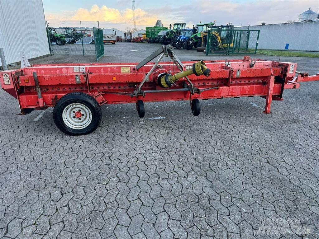 Kuhn BNG 450 Cositoare de iarba cu umidificator