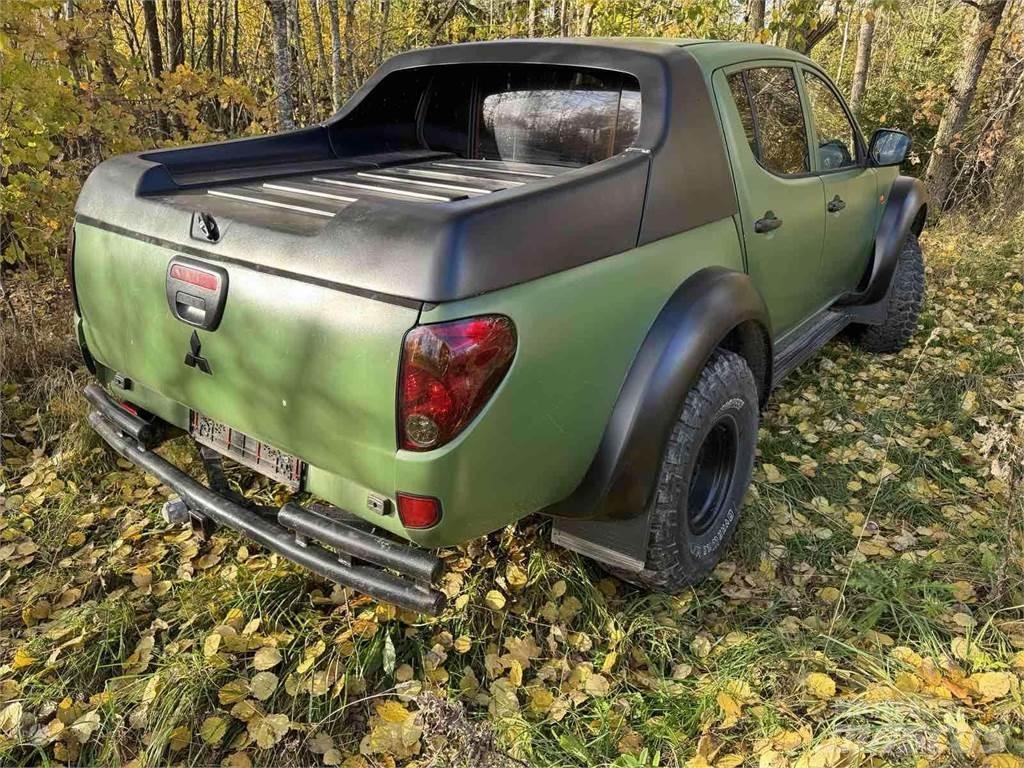 Mitsubishi  Masini