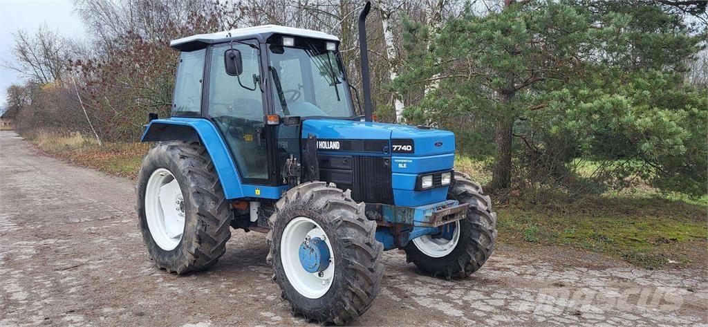 New Holland 7740 Tractoare