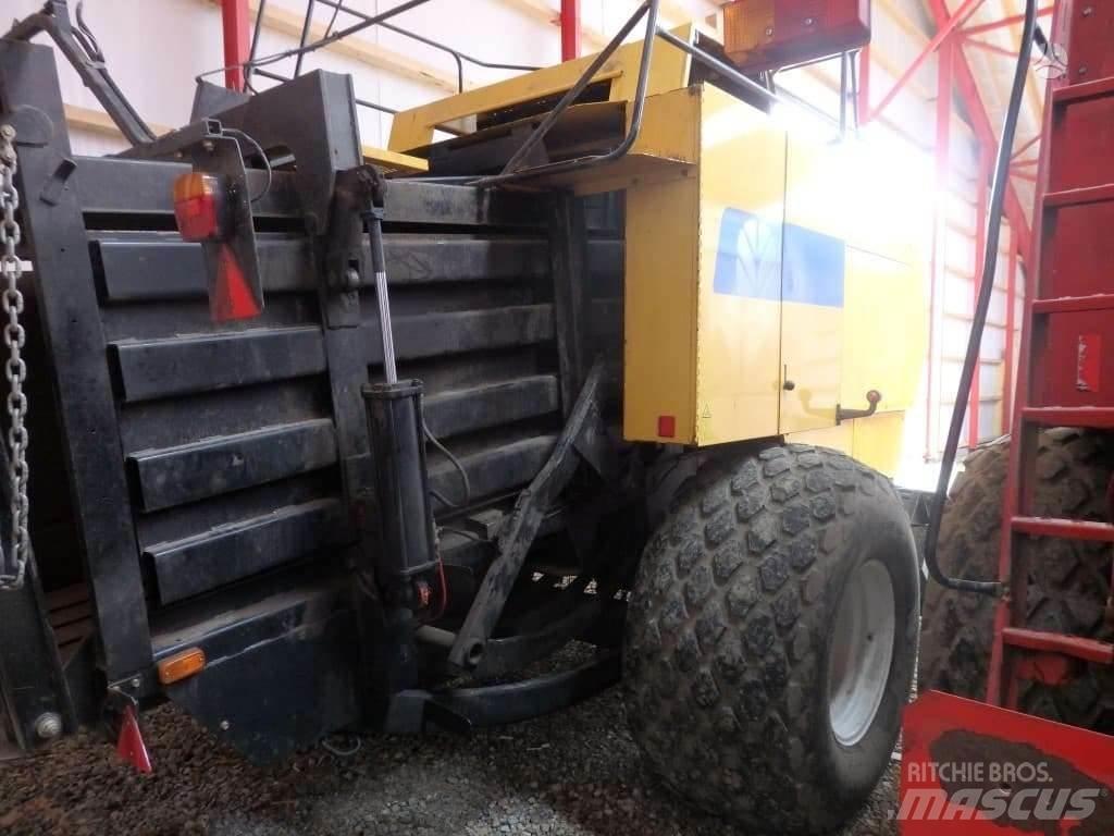 New Holland BB980 Masina de balotat cilindric