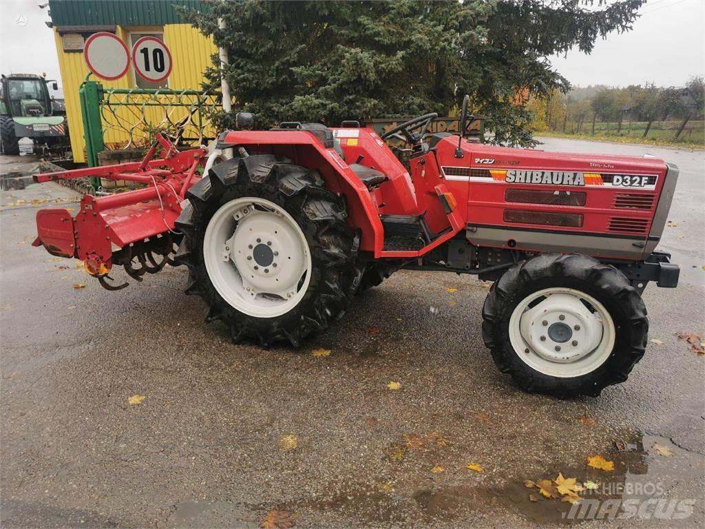 Shibaura D32f Tractoare