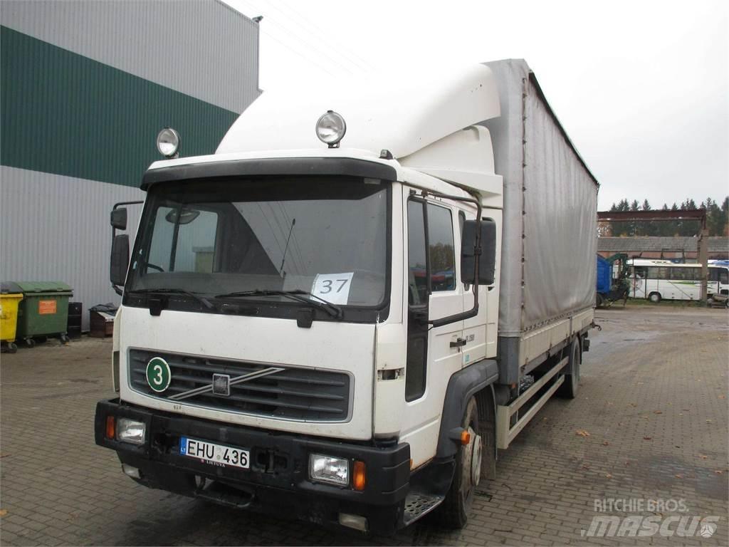 Volvo FL6 Camion cu prelata