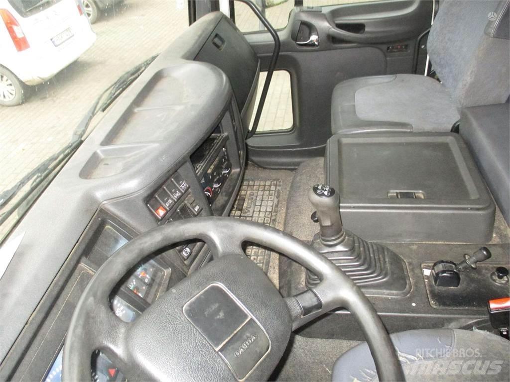 Volvo FL6 Camion cu prelata