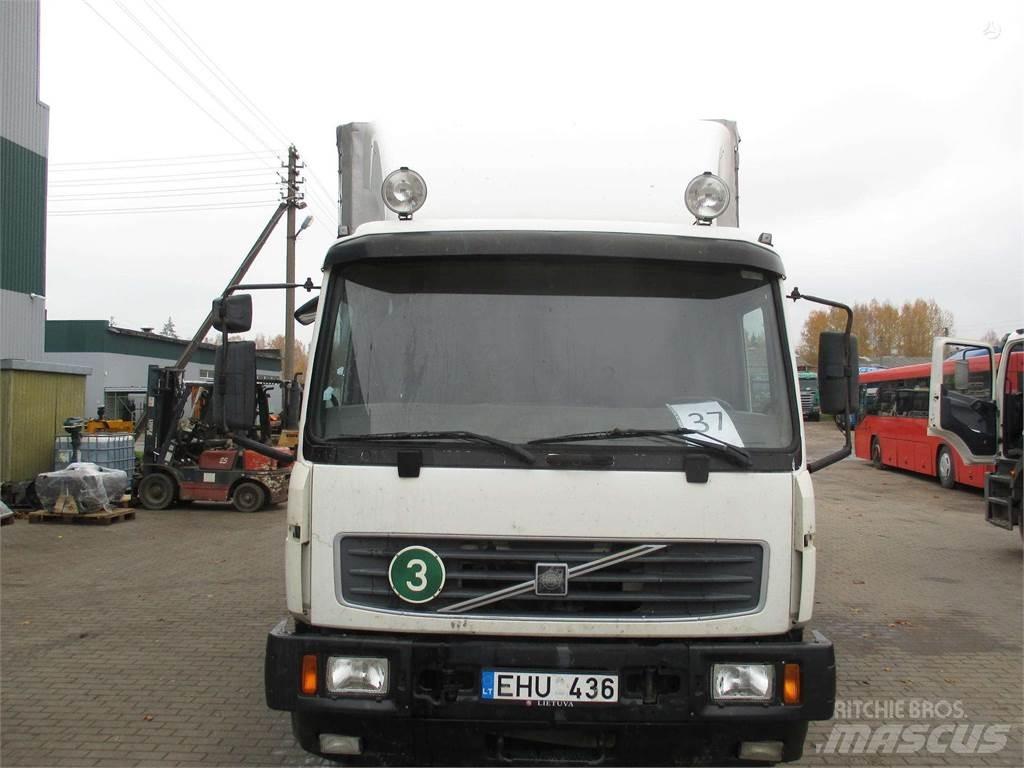 Volvo FL6 Camion cu prelata