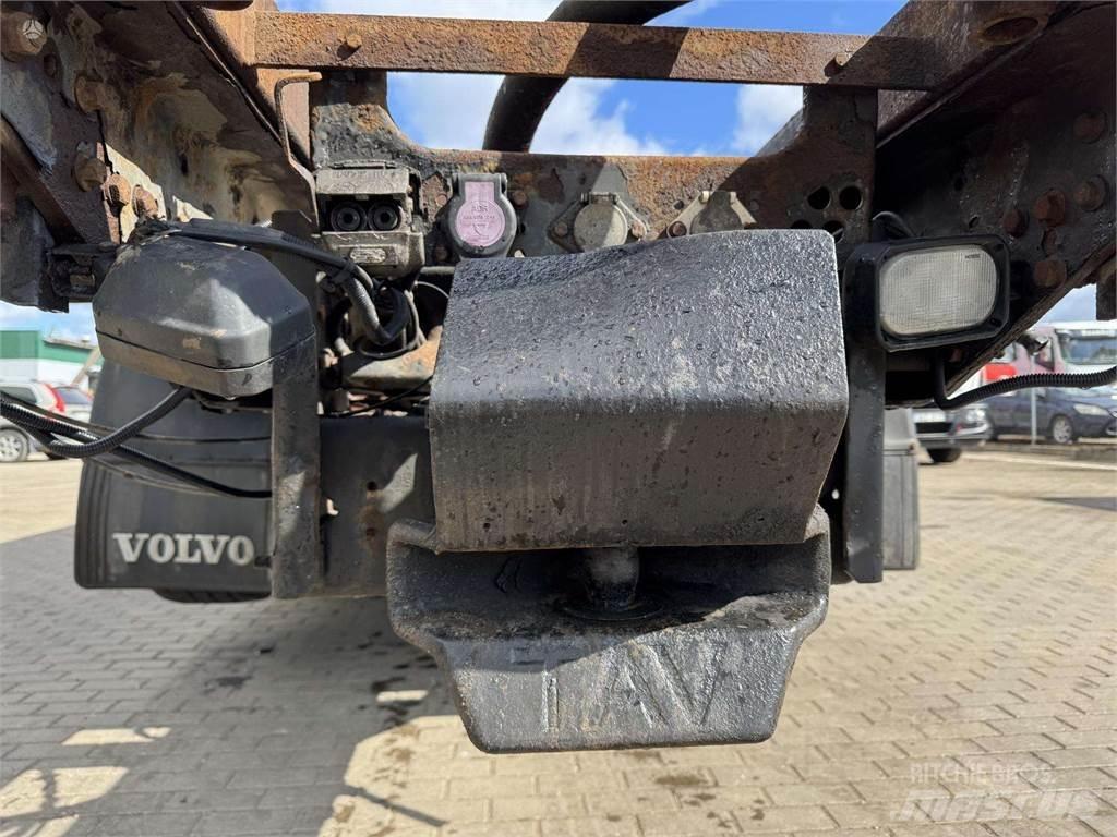 Volvo FM 440 6x2 Camioane platforma/prelata