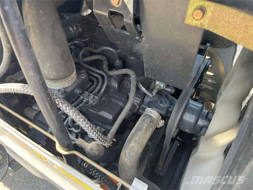 Yanmar EF 220 Tractoare