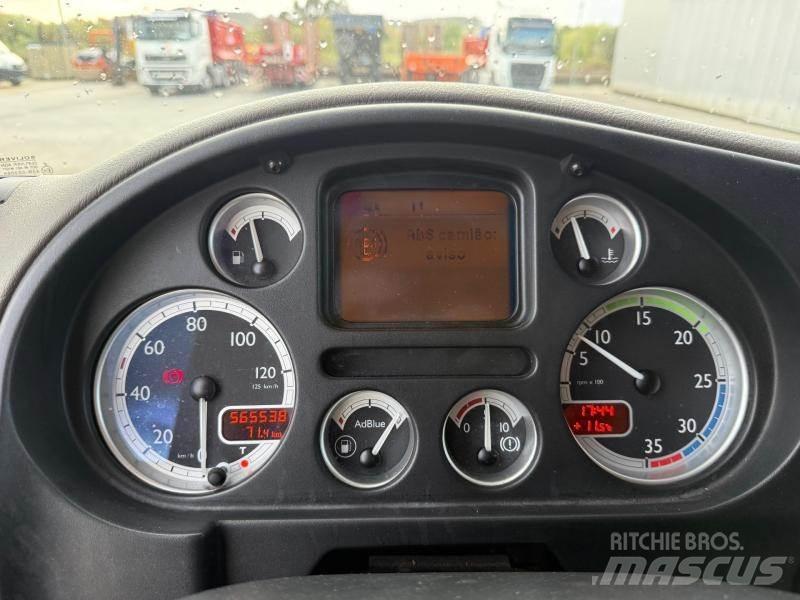 DAF LF 220 Camion cu prelata