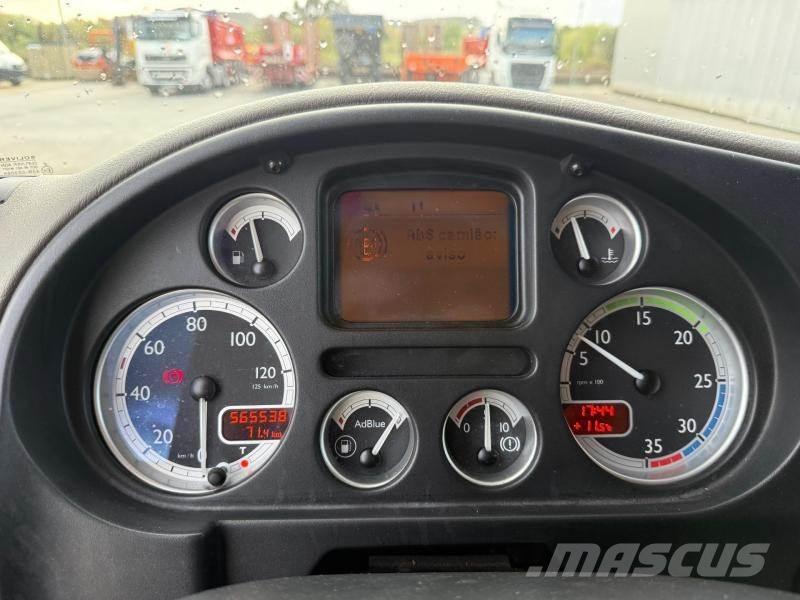 DAF LF45 220 Camion cu prelata