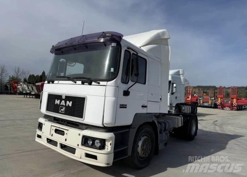 MAN 19.403 Autotractoare