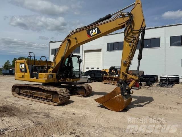 CAT 320 Excavatoare pe șenile

