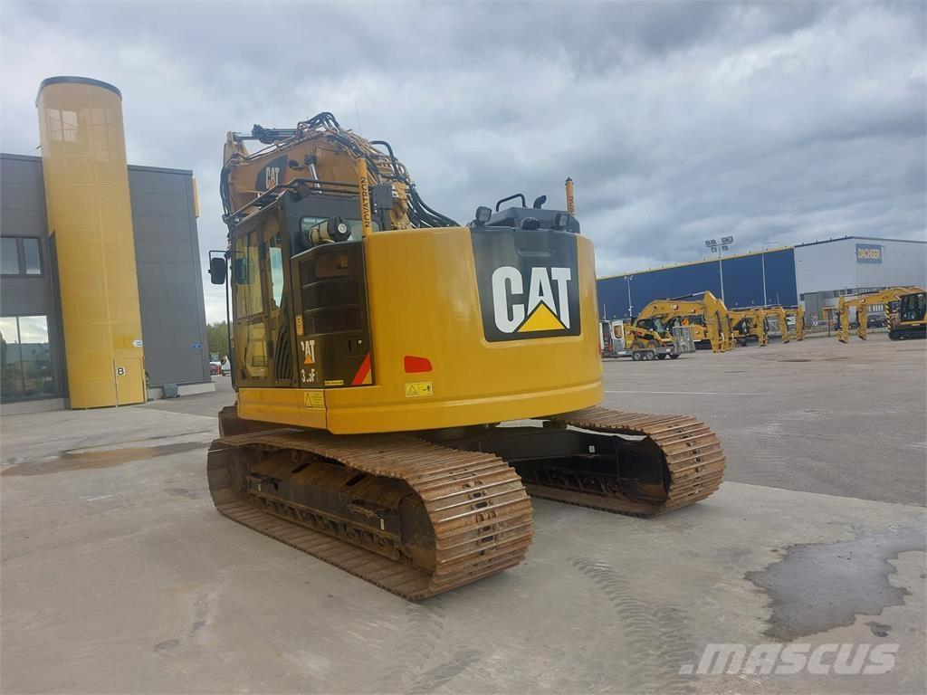 CAT 325F Excavatoare pe șenile
