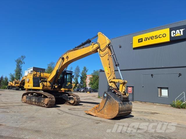 CAT 352 Excavatoare pe șenile
