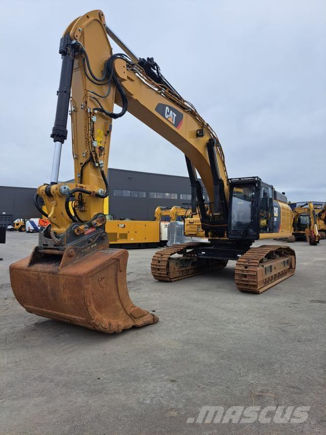 CAT 352F XE Excavatoare pe șenile
