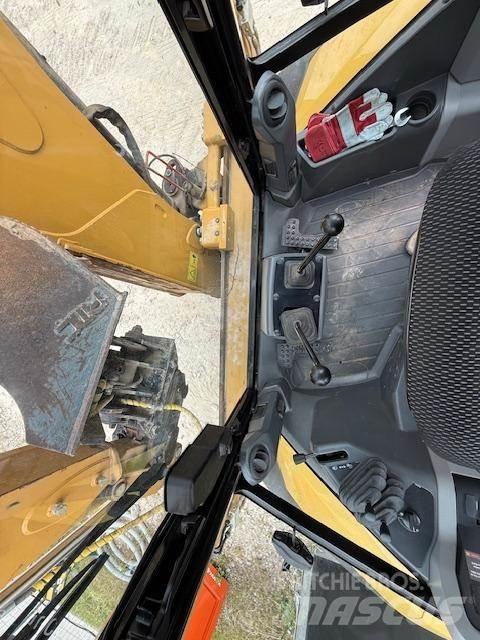 CAT 434-07 Buldoexcavatoare