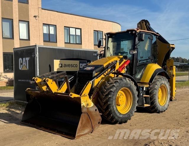 CAT 444 Buldoexcavatoare