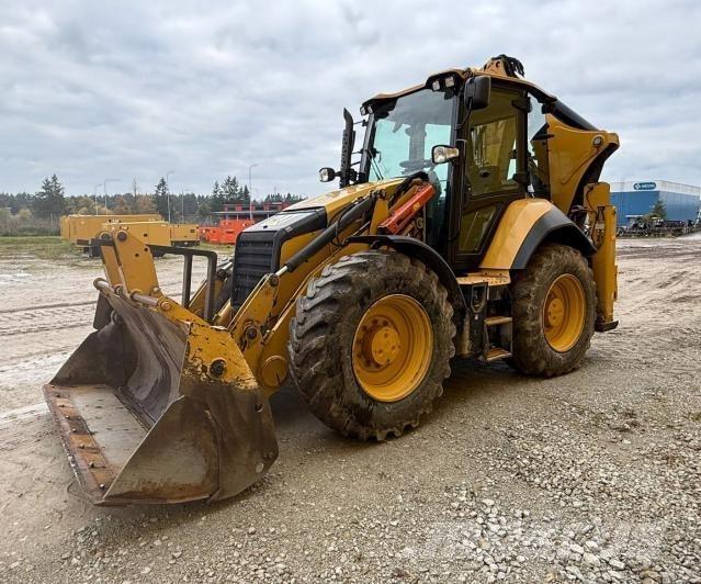 CAT 444F2 Buldoexcavatoare