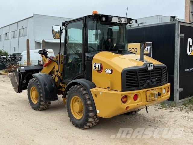 CAT 906 Incarcator pe pneuri