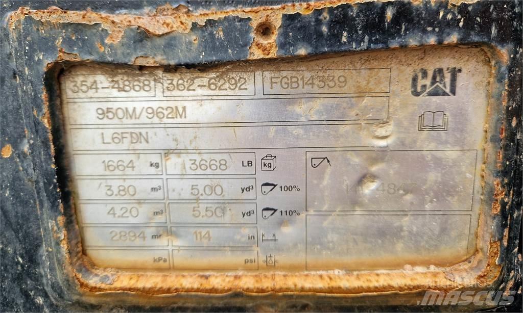 CAT 962M Incarcator pe pneuri