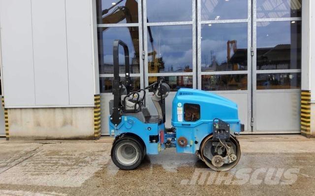 CAT CC2.6 Cilindri compactori micsti