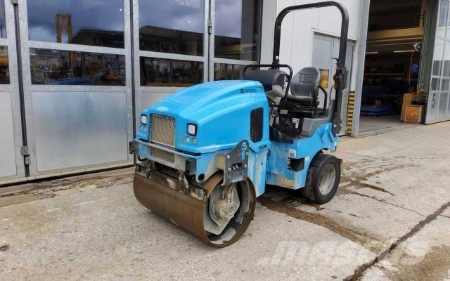 CAT CC2.6 Cilindri compactori micsti
