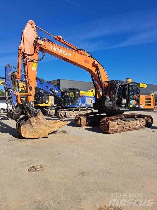 Hitachi ZX300LC-6 Excavatoare pe șenile
