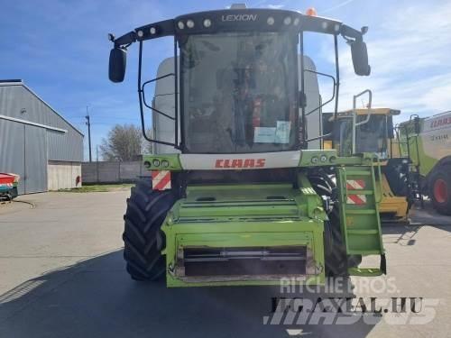 CLAAS Lexion 670 Combine de secerat