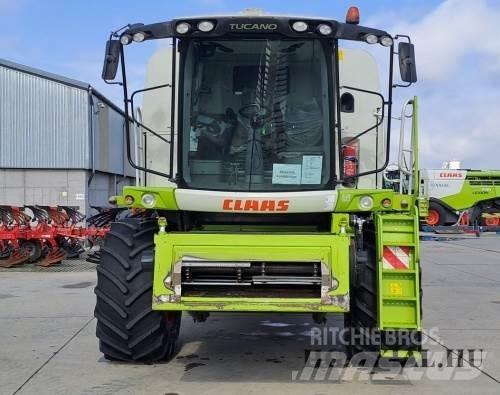 CLAAS Tucano 440 Combine de secerat