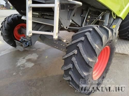 CLAAS Tucano 450 Combine de secerat