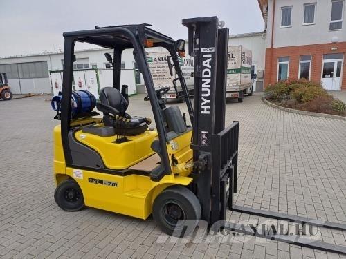 Hyundai 15L-7M Utilaje agricole - Altele